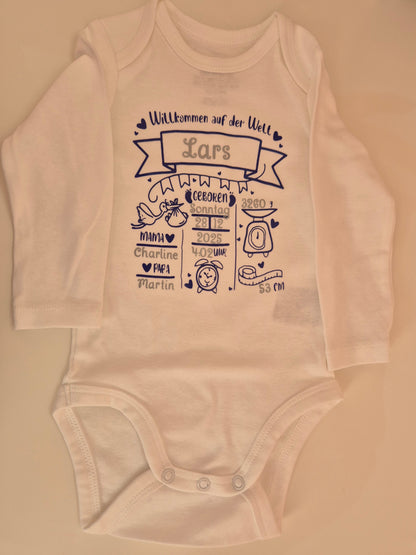 Personalisierter Babybody mit Namen und Geburtsdaten